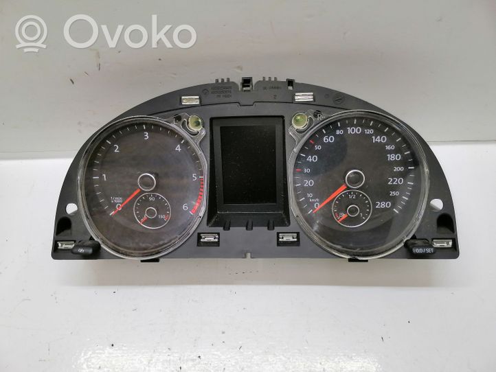 Volkswagen PASSAT CC Tachimetro (quadro strumenti) 3C8920870C