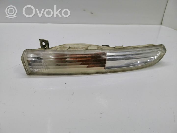 Volkswagen PASSAT CC Kierunkowskaz przedni 3C8953042