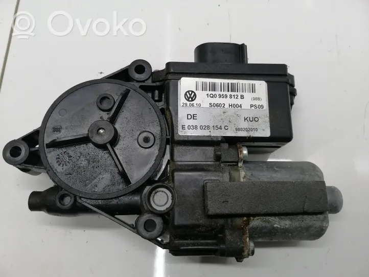 Volkswagen Eos Rear door window regulator motor 1Q0959812B