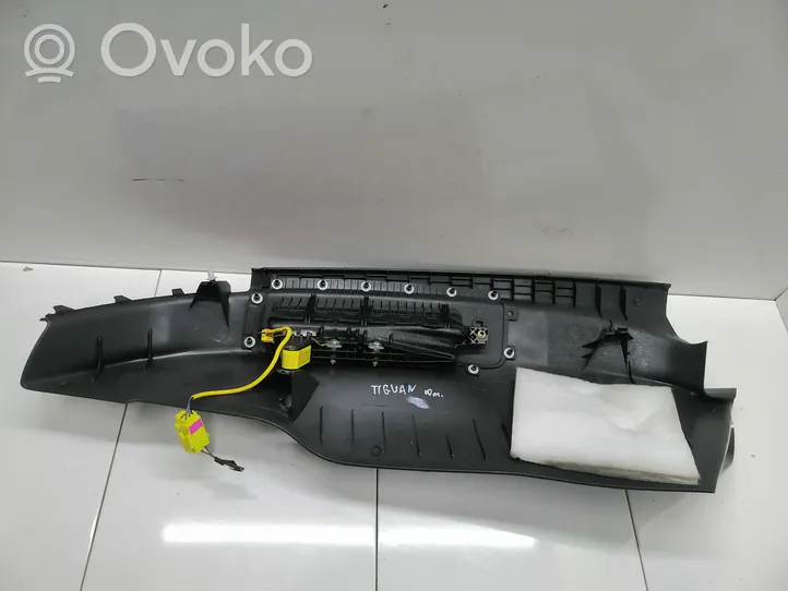 Volkswagen Tiguan Poduszka powietrzna Airbag boczna 5N0867766E