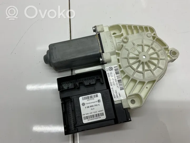 Volkswagen Eos Front door window regulator motor 1Q0959702E