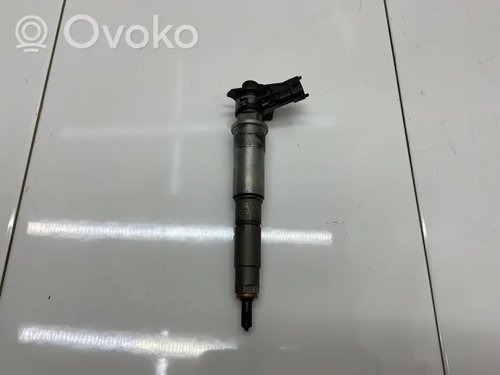 Nissan Qashqai+2 Fuel injector 954766H82828929