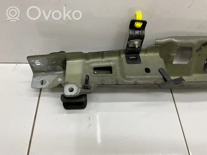 Opel Meriva B Radiatoru paneļa augšējā daļa (televizors) 13306665