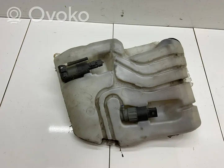 Nissan Qashqai Tuulilasinpesimen nestesäiliö 28910JD900