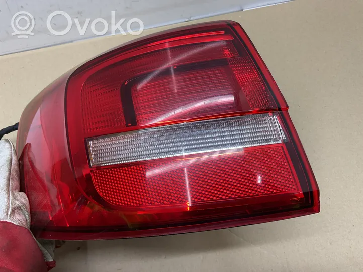 Volkswagen Jetta VI Rear/tail lights 