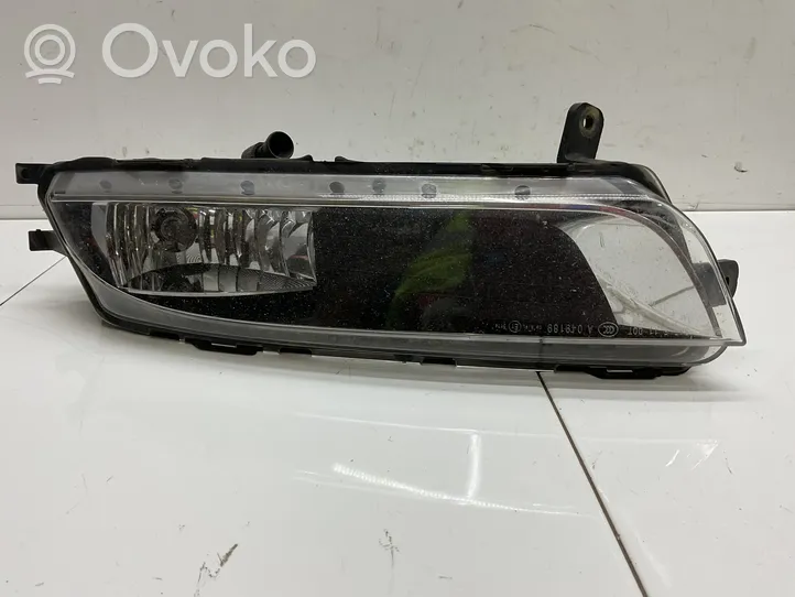 Volkswagen PASSAT CC Światło przeciwmgłowe przednie 3C8941699