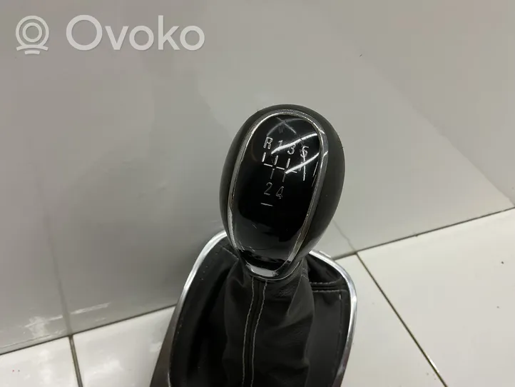 Opel Meriva B Drążek / Pokrętło zmiany biegów 13258322