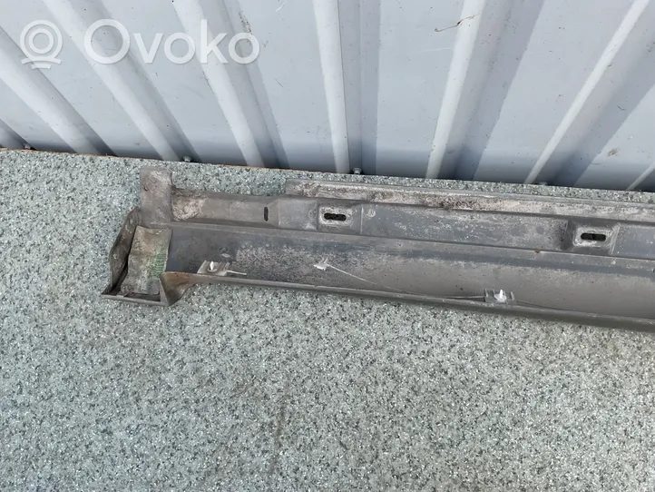 Volkswagen PASSAT B7 Sill 3AA853091C