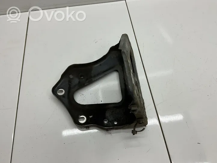 Audi A6 S6 C6 4F Soporte de montaje del guardabarros 4F0821136A