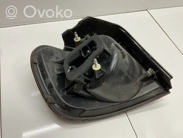 Volkswagen Golf Plus Aizmugurējais lukturis virsbūvē 5M0945096P