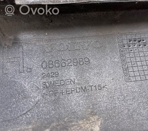 Volvo C30 Modanatura separatore del paraurti anteriore 08662989