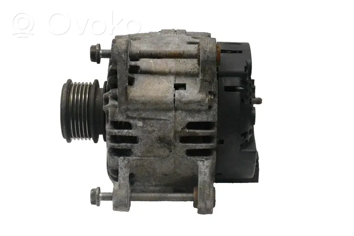 Volkswagen PASSAT B6 Generatore/alternatore 06F903023C