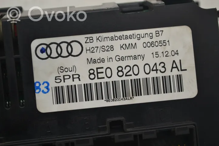 Audi A4 S4 B7 8E 8H Oro kondicionieriaus/ klimato/ pečiuko valdymo blokas (salone) 8E0820043AL