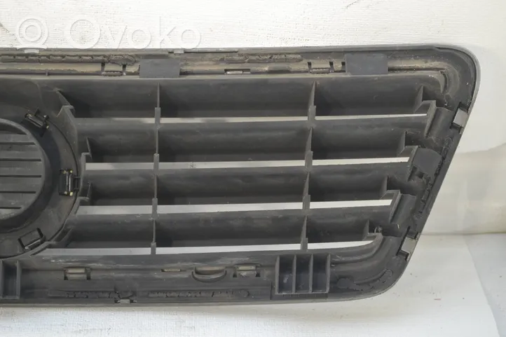 Audi A6 Allroad C5 Grille de calandre avant 4Z7853651