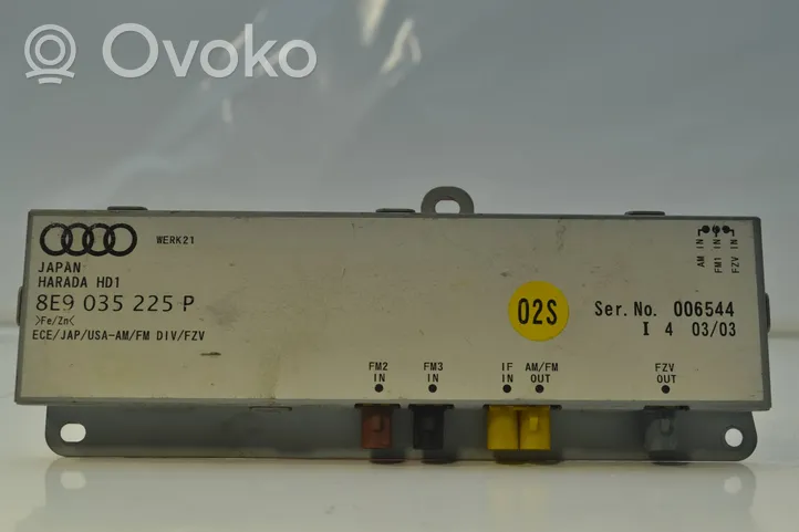 Audi A4 S4 B7 8E 8H Aerial antenna amplifier 8E9035225P