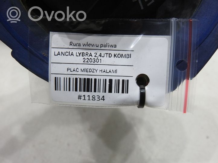 Lancia Lybra Tuyau de remplissage de réservoir de carburant 