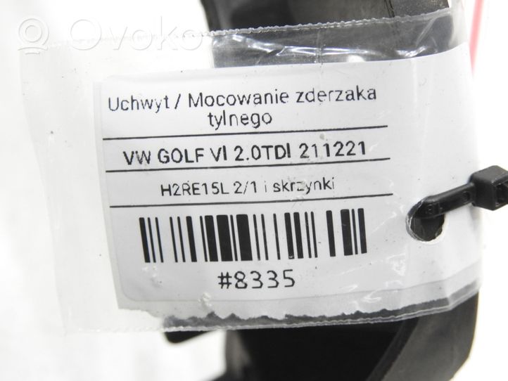 Volkswagen Golf VI Takapuskurin kannake 5K6807863