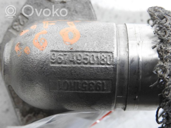 Volvo V70 Tuyau de raccordement solide EGR 9674950180