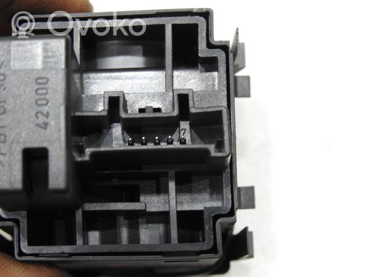 Renault Twingo II Interruptor de luz 8200095495D