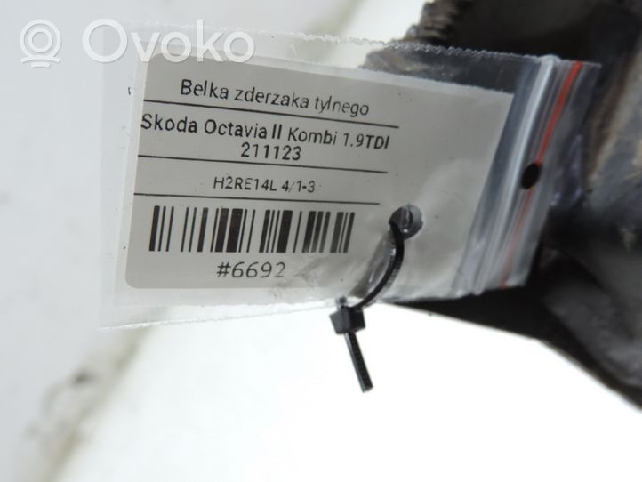 Skoda Octavia Mk2 (1Z) Poutre de soutien de pare-chocs arrière 1Z5807305