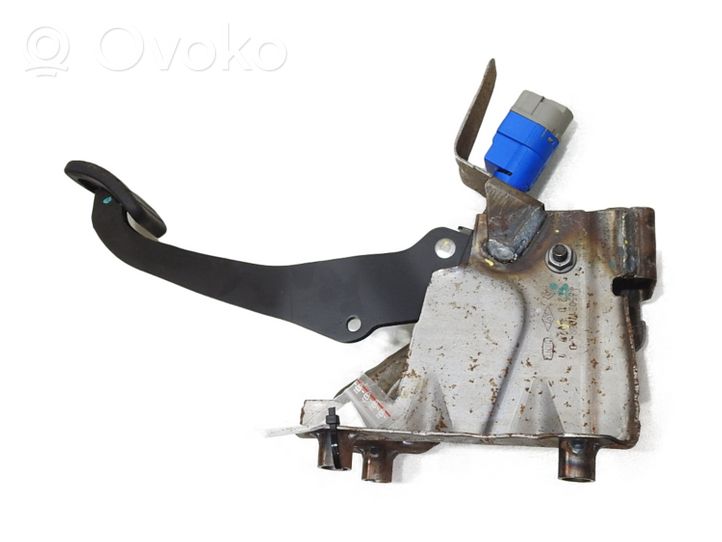 Dacia Sandero Pedale della frizione 465031703R