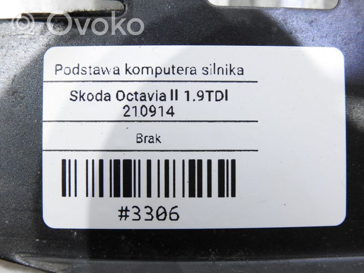 Skoda Octavia Mk2 (1Z) Inne części wnętrza samochodu 1K09062160