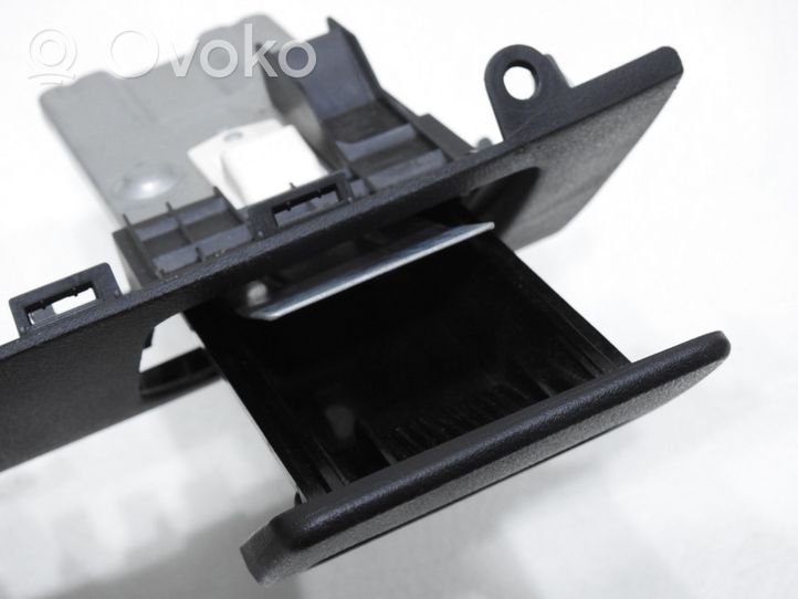 Honda FR-V Element deski rozdzielczej / dół 