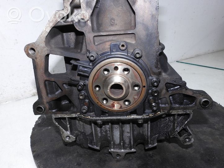 Volkswagen Touran I Engine block AVQ