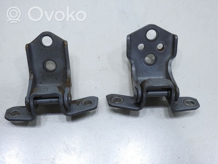 Mazda 5 Set di cerniere portiera anteriore 