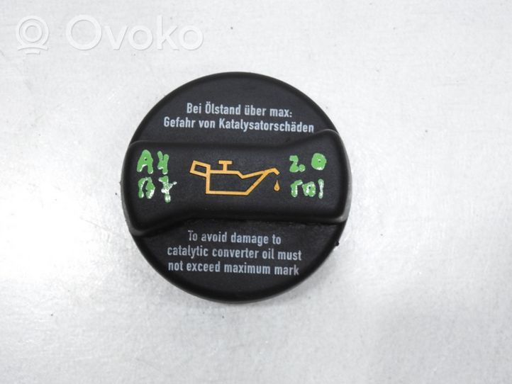 Audi A4 S4 B7 8E 8H Tappo carico dell’olio 