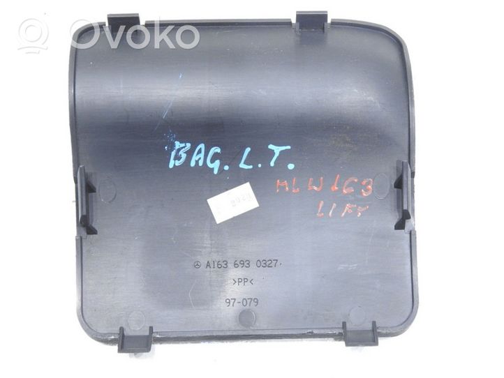 Mercedes-Benz ML W163 Rivestimento pannello laterale del bagagliaio/baule A1636930327