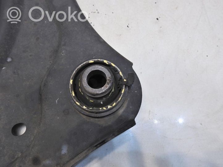 Renault Latitude (L70) Braccio di controllo sospensione anteriore XXX