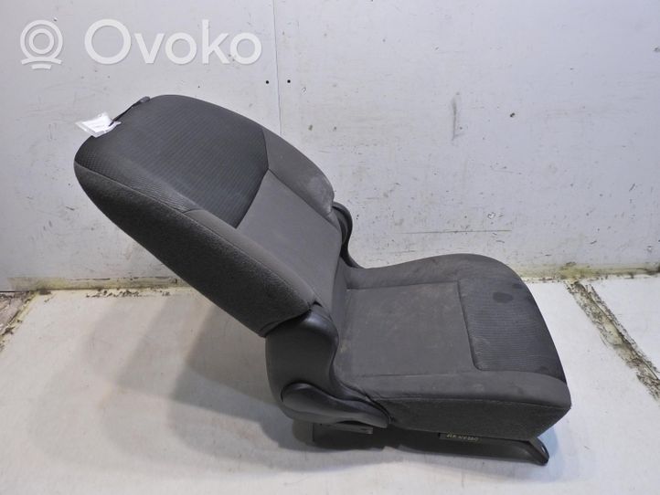 Nissan NV200 Fotel przedni pasażera 