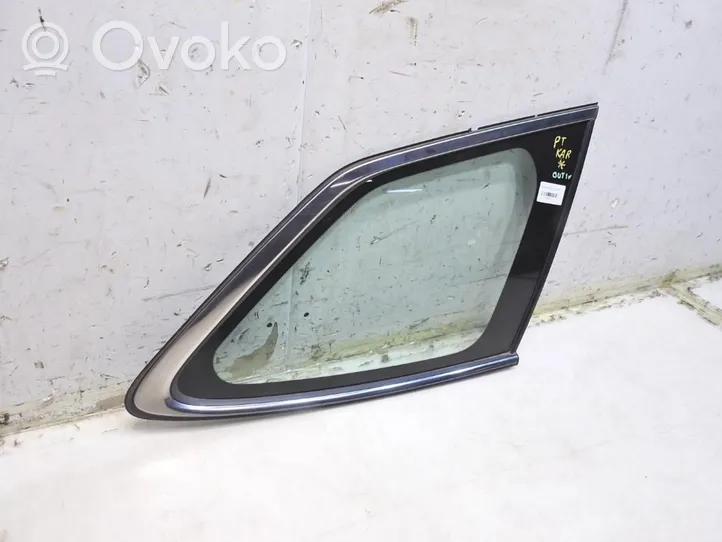 Subaru Outback Fenêtre latérale avant / vitre triangulaire 