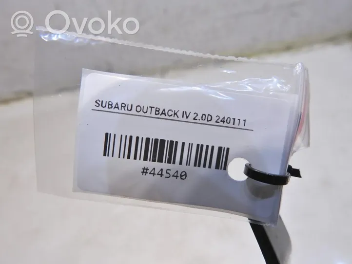 Subaru Outback Hebilla del cinturón delantero E034501