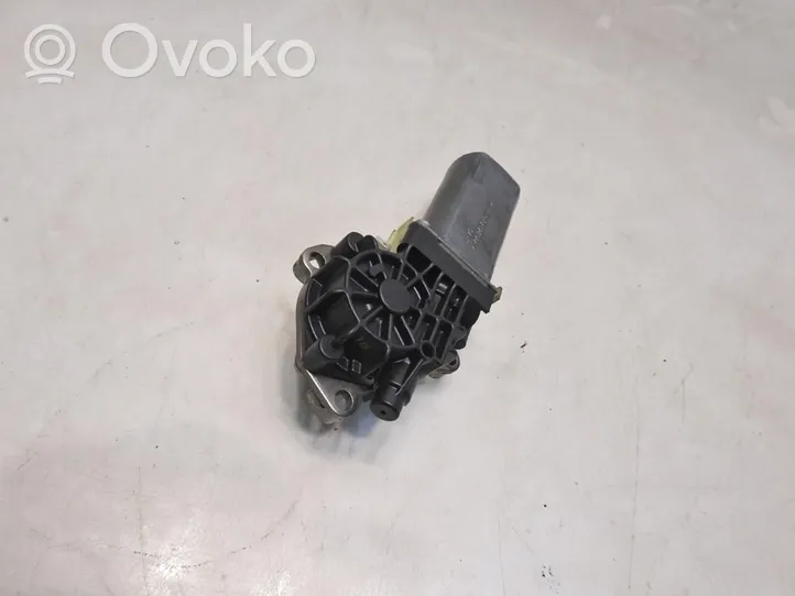 Mercedes-Benz C AMG W203 Seat adjustment motor 0390203001