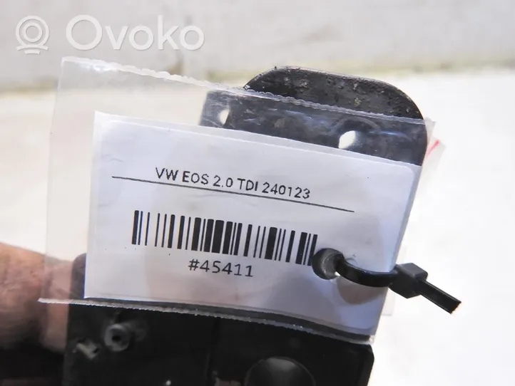 Volkswagen Eos Engine bonnet/hood lock/catch 