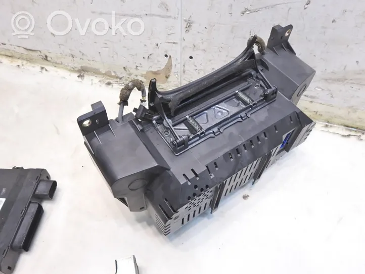 Audi A8 S8 D3 4E Kit centralina motore ECU e serratura 4E0907409B