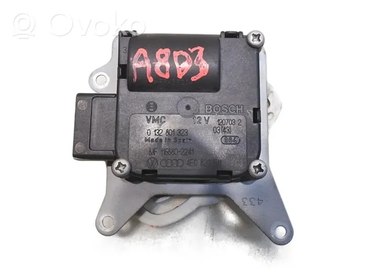 Audi A8 S8 D3 4E Motorino attuatore ricircolo aria dell’A/C 4E0820511