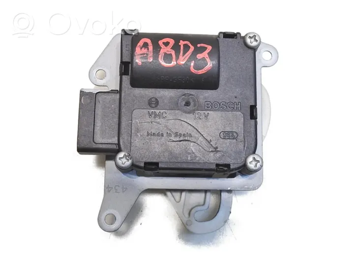 Audi A8 S8 D3 4E Motorino attuatore ricircolo aria dell’A/C 4E0820511