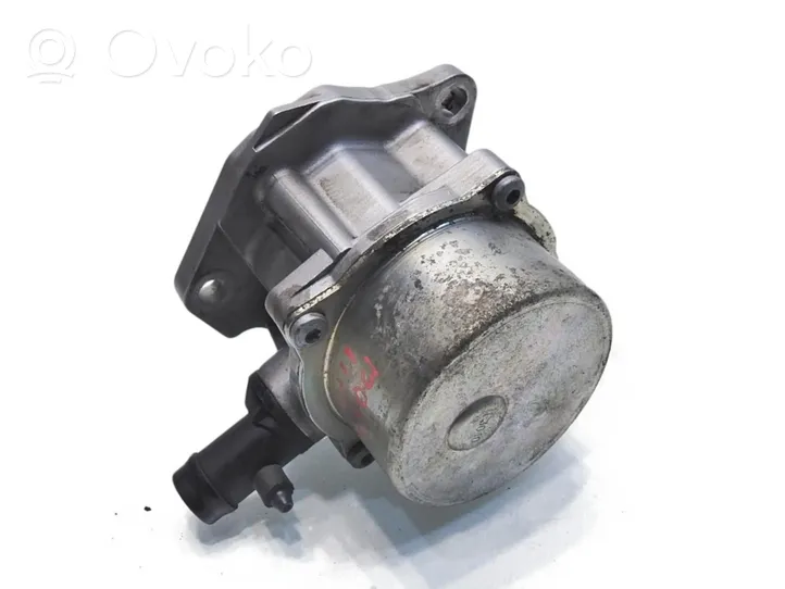 Renault Twingo II Vacuum pump 8201005306