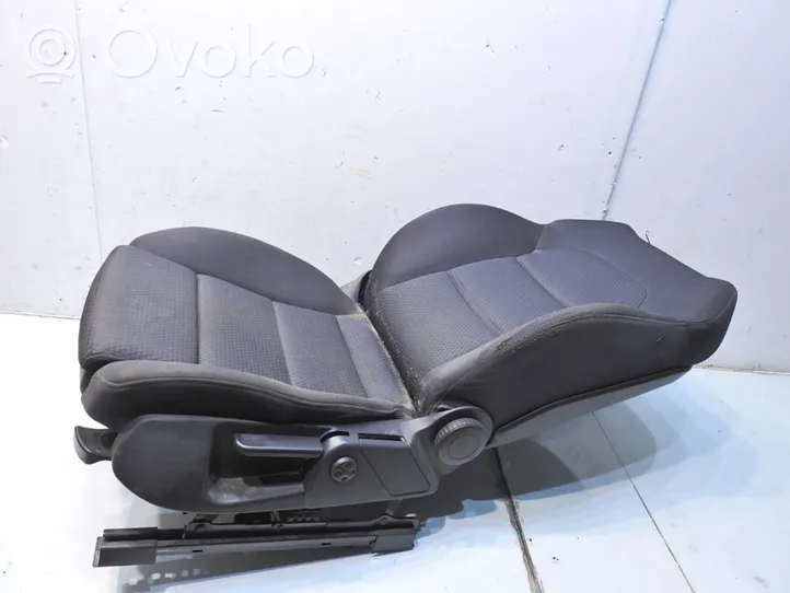 Audi A6 S6 C6 4F Front driver seat 