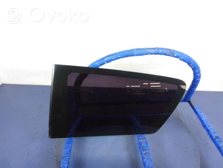 Toyota Corolla E120 E130 Rear side window/glass 