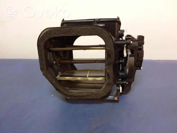 Porsche Cayenne (92A) Ventola riscaldamento/ventilatore abitacolo 52425007