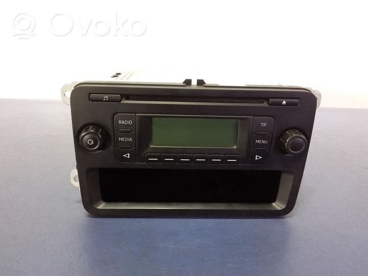 Skoda Fabia Mk2 (5J) Radio / CD/DVD atskaņotājs / navigācija 5J0035152D