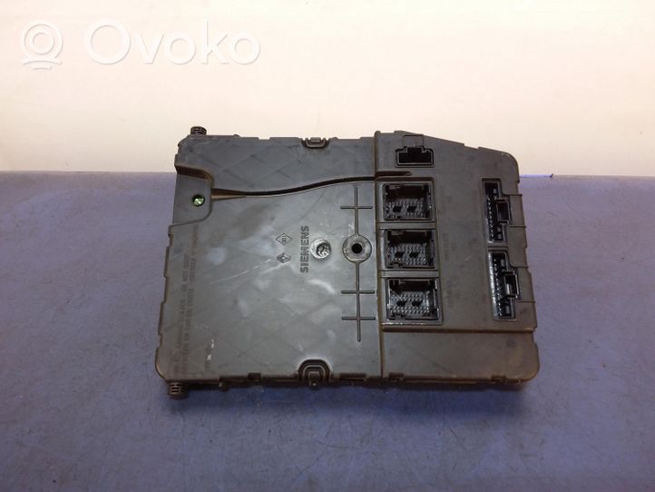 Renault Scenic II -  Grand scenic II Parking PDC control unit/module 8200525385