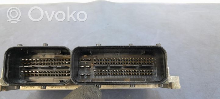 Hyundai i30 Centralina/modulo motore ECU 39113-2A450