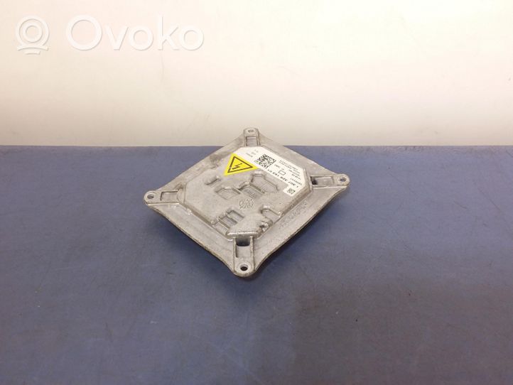 Renault Megane III Module convertisseur de tension 130732915301