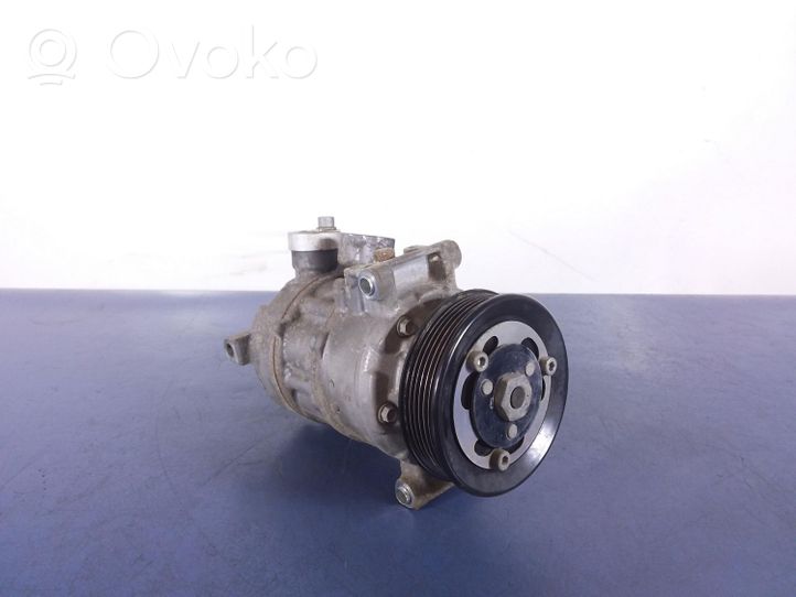 Volkswagen Golf Sportsvan Compressore aria condizionata (A/C) (pompa) 5Q0816803D