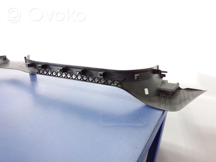 Opel Astra J Other sill/pillar trim element 